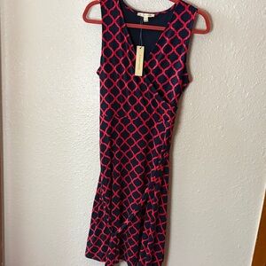 41 Hawthorn Sleeveless Navy and Red Patterned Dress